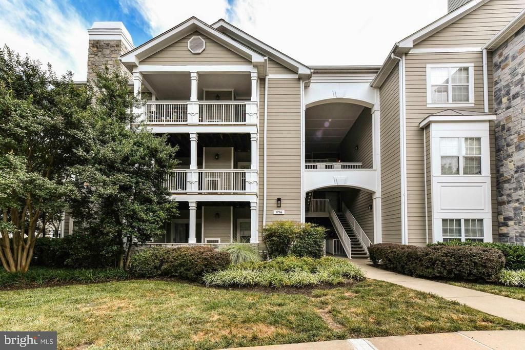 1716 Lake Shore Crest Drive, Unit 32, Reston, VA 20190 Main Photo
