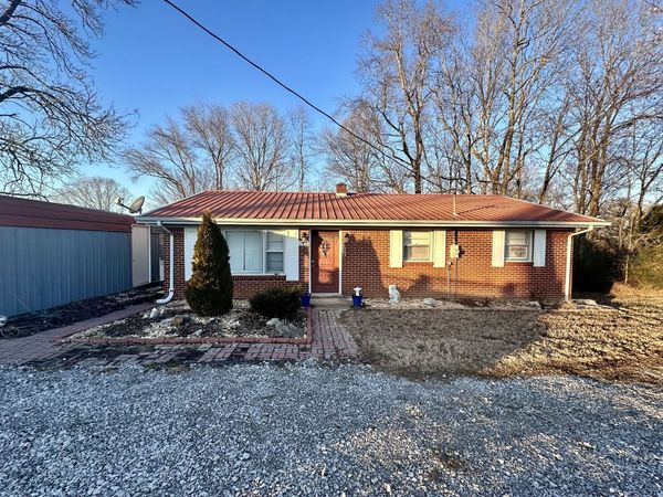 142 S Roberson Rd , Iron City, TN 38463