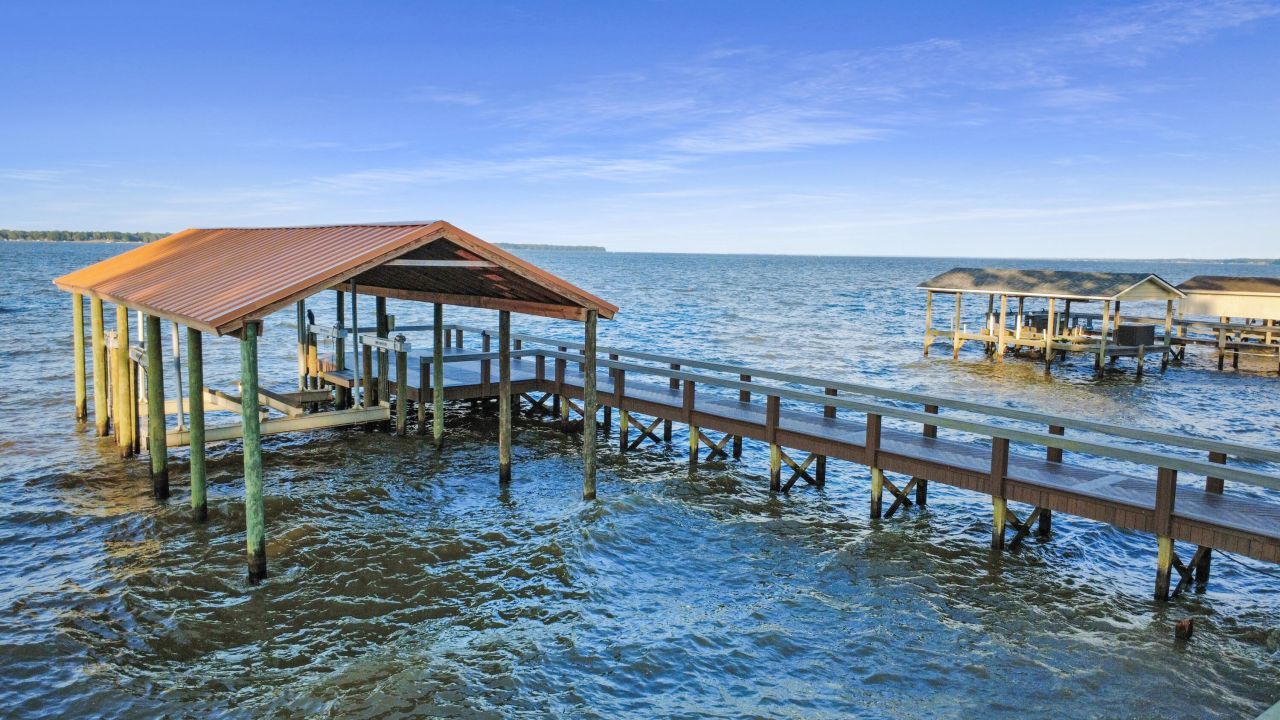 455 Santee Drive Photo 2