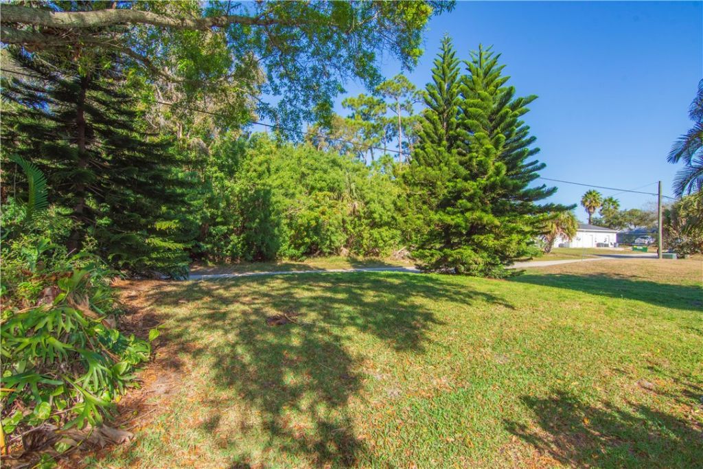 422 Del Monte Road, Sebastian, FL 32958 Photo