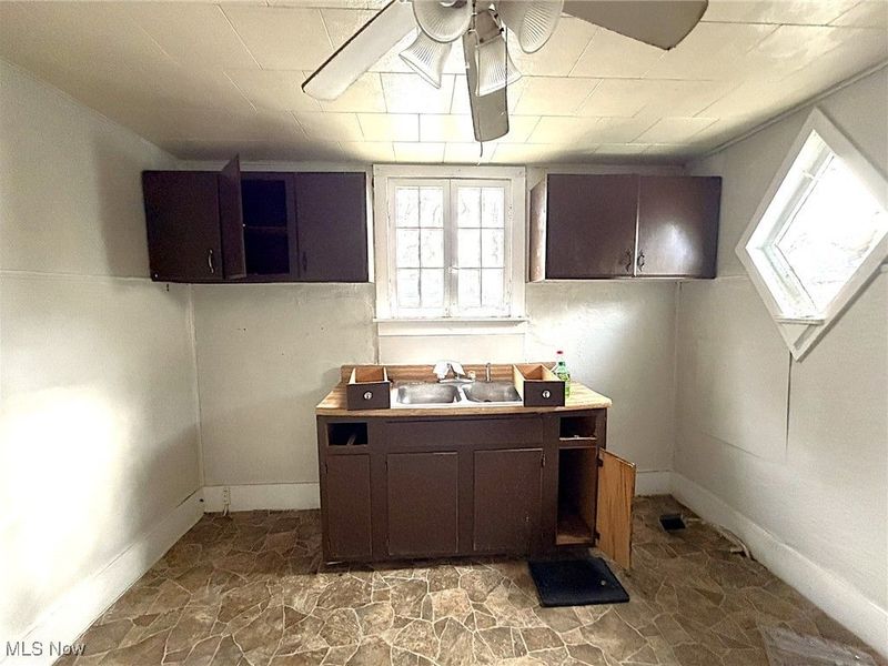 316 Ewing Avenue, Lima, OH 45801 Photo 3