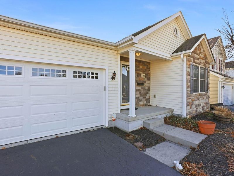 3782 Willowtree Lane, Columbus, OH 43207 Photo 6