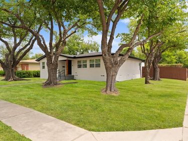 10204 San Juan Avenue, Dallas, TX 75228