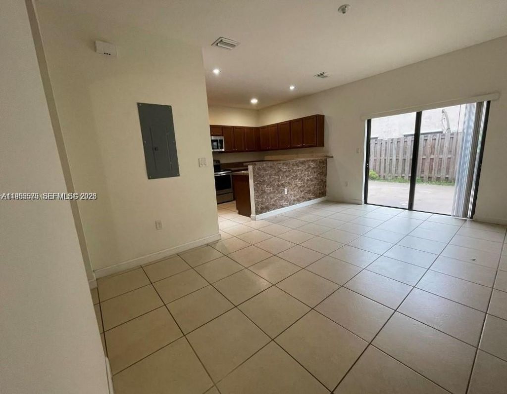 15071 SW 116th St, Miami, FL 33196 Photo