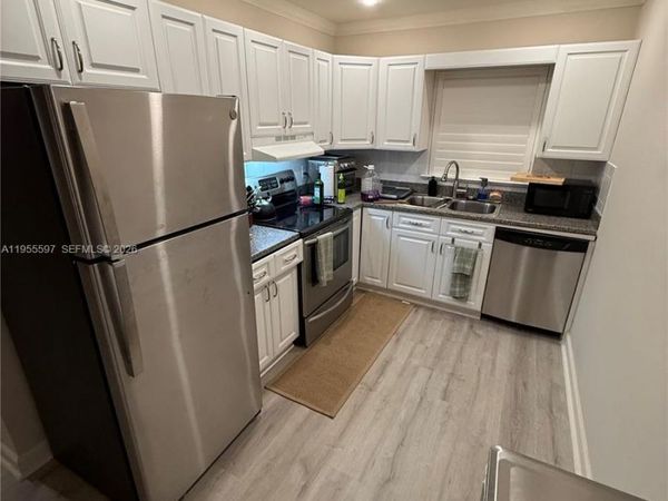 7765 SW 86th St , Unit F2-112, Miami, FL 33143