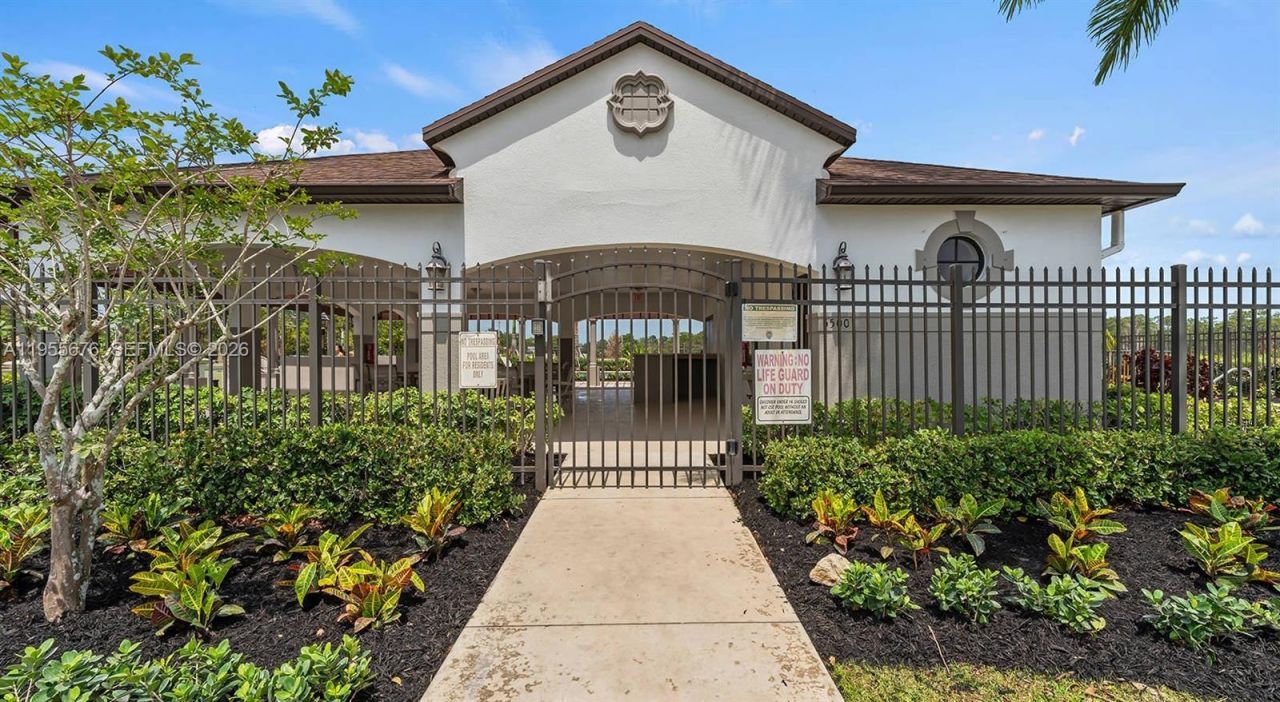 5600 NW Coventry Circle, Unit 4BR, Port Saint Lucie, FL 34986 Photo