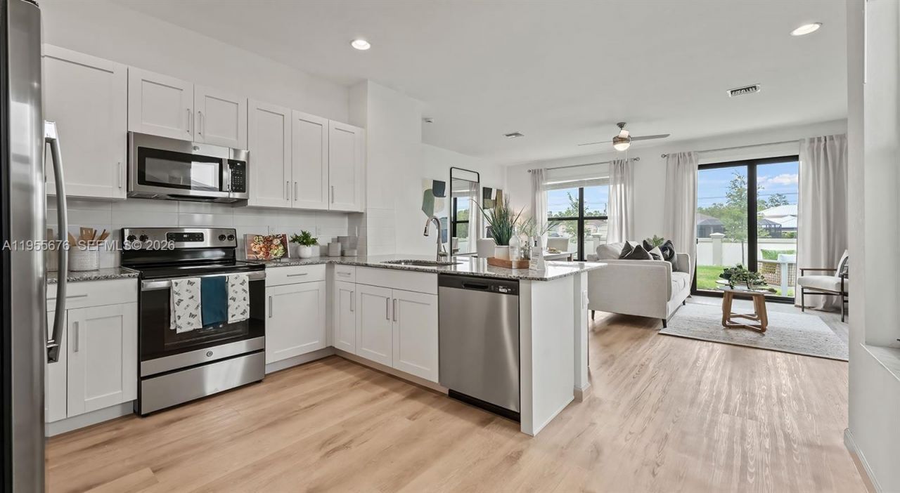 5600 NW Coventry Circle, Unit 4BR, Port Saint Lucie, FL 34986 Photo