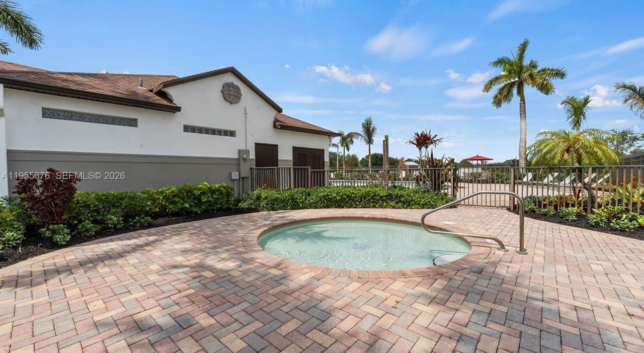5600 NW Coventry Circle, Unit 4BR, Port Saint Lucie, FL 34986 Photo