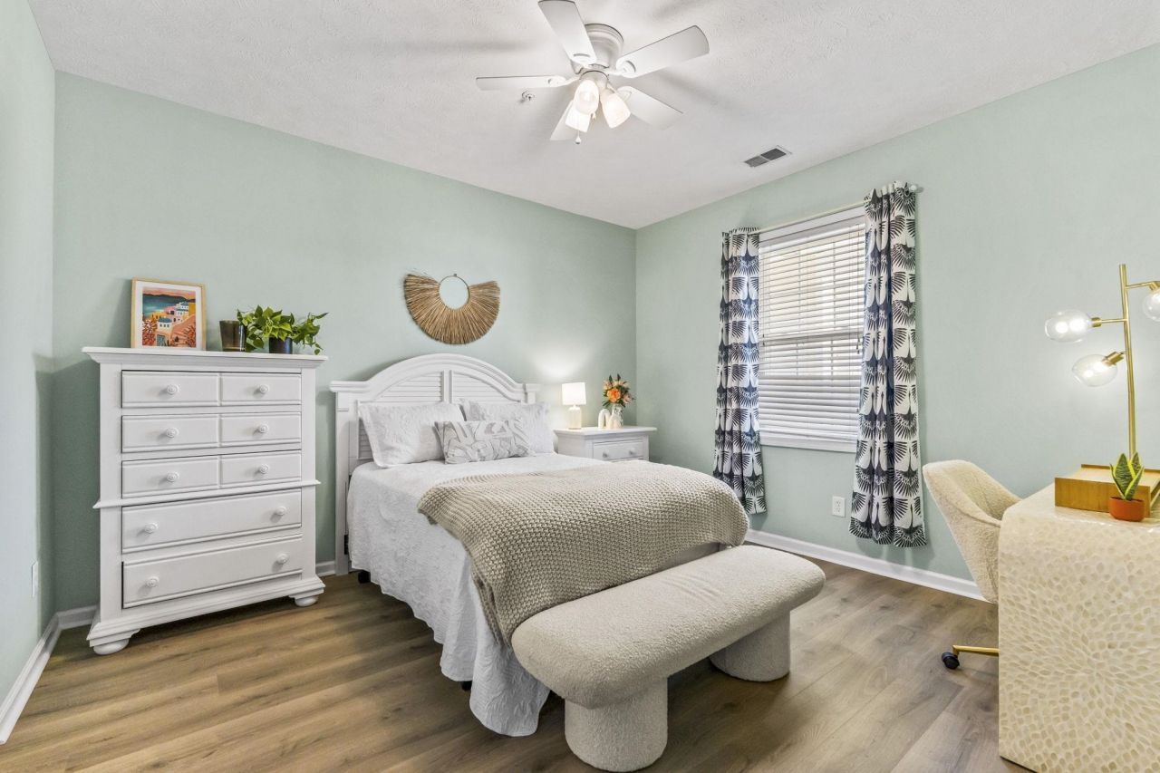 601 N Hillside Dr. N Photo 12