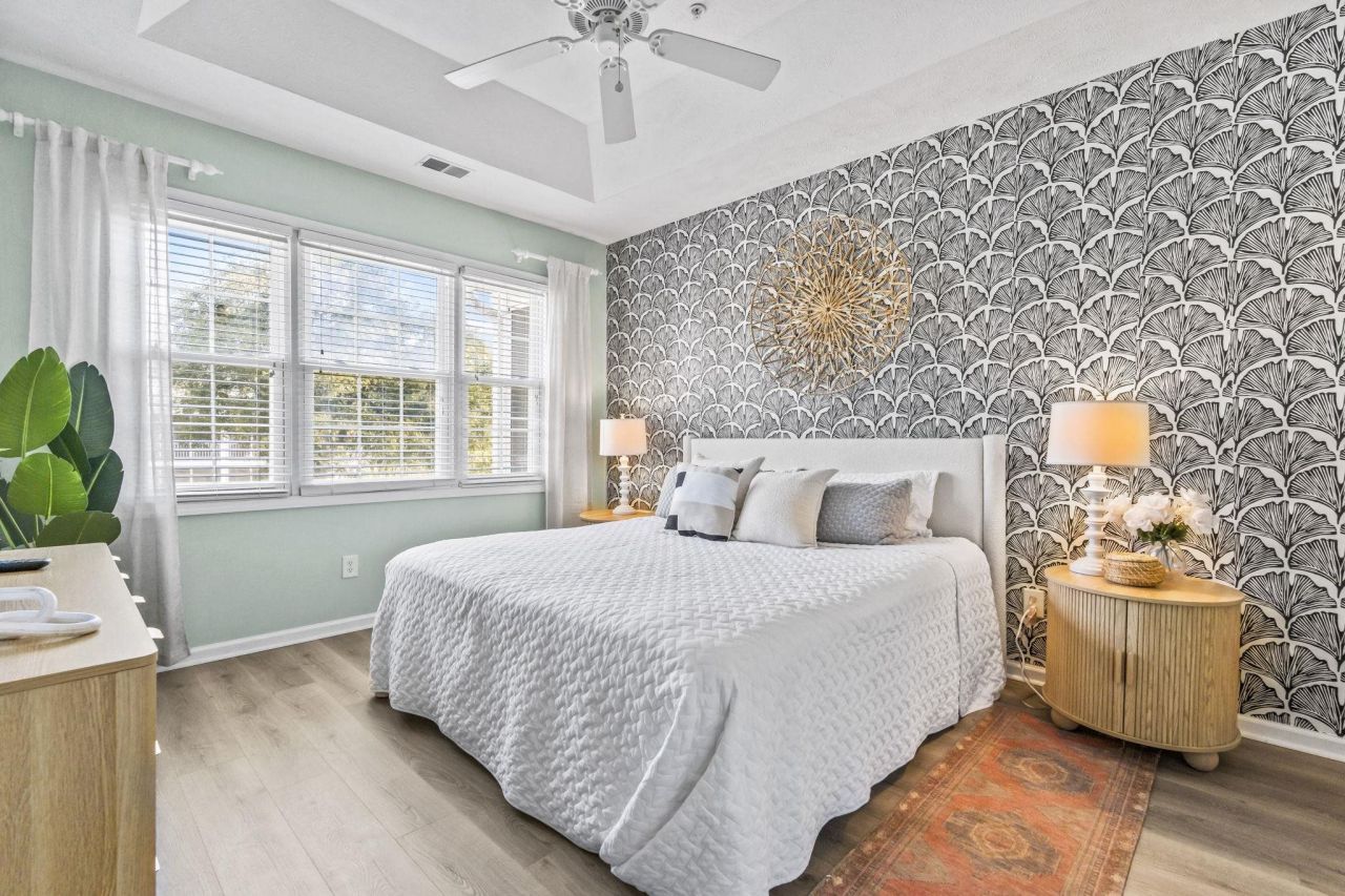 601 N Hillside Dr. N Photo 23