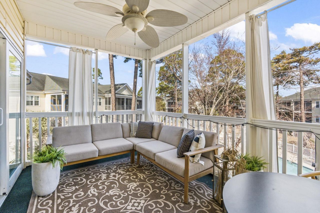 601 N Hillside Dr. N Photo 26