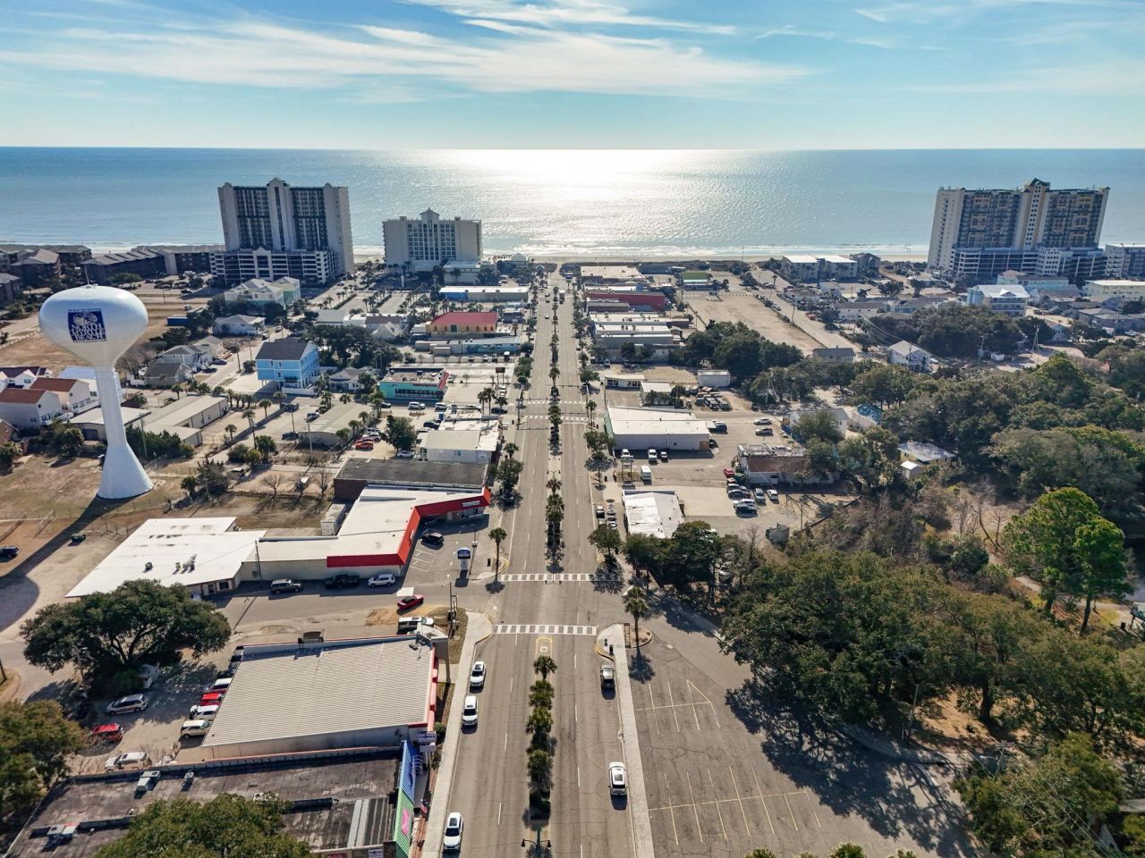 601 N Hillside Dr. N Photo 3