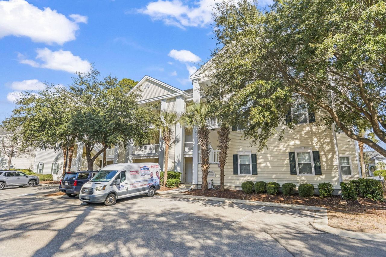 601 N Hillside Dr. N Photo 37