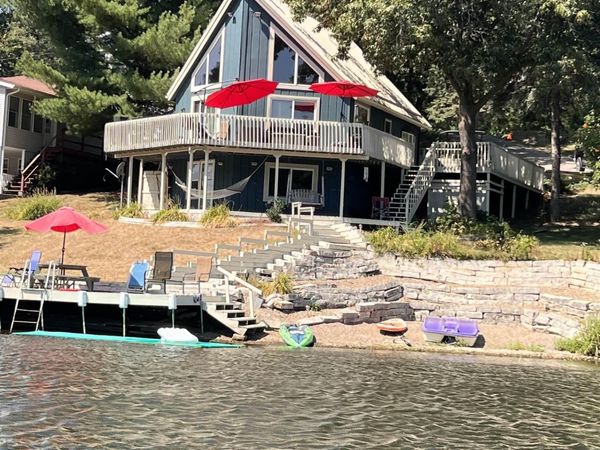 4220-4219 W Lakeshore Drive, Brooklyn, IA 52211