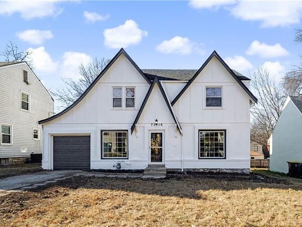 7316 Charlotte Street, Kansas City, MO 64131