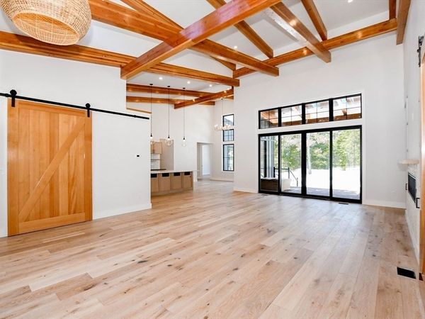 2 Edwards Bridge Road, Marion, MA 02738