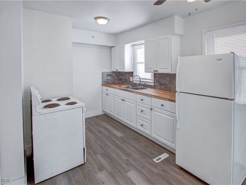 175-177 2nd Street NE, Barberton, OH 44203 Photo 3