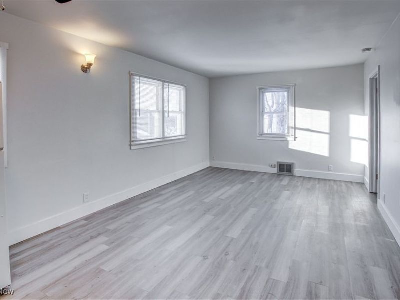 175-177 2nd Street NE, Barberton, OH 44203 Photo 6