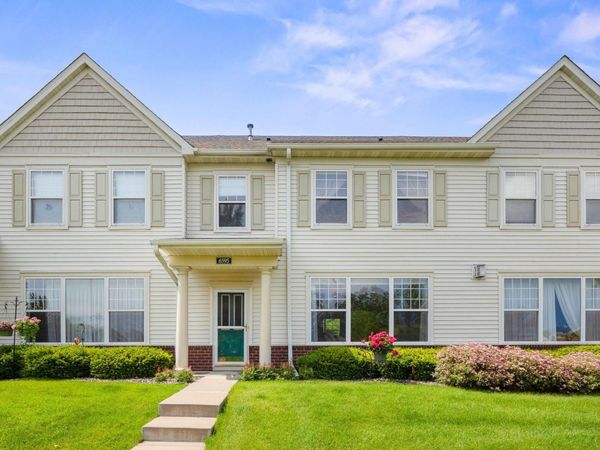 6595 Linwood Drive NE, Albertville, MN 55301