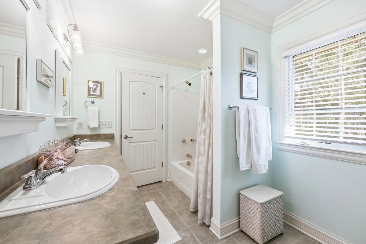 16 Golden Bear Dr. Photo 28