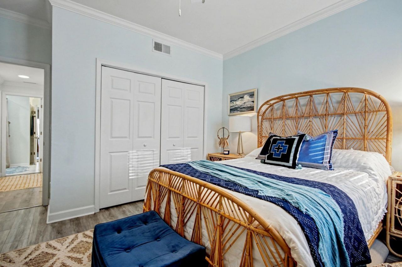 4515 Lighthouse Dr. Photo 10