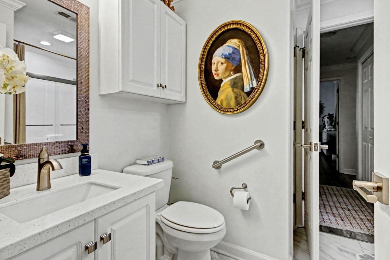 4515 Lighthouse Dr. Photo 12