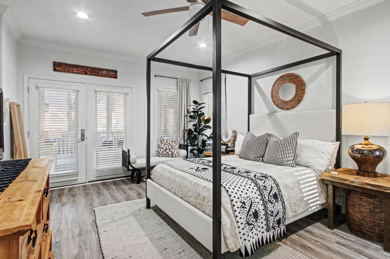 4515 Lighthouse Dr. Photo 16