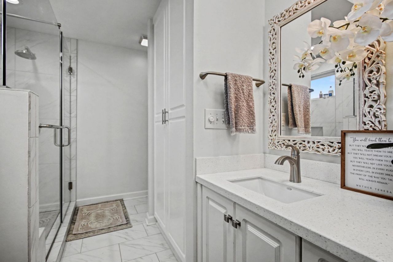 4515 Lighthouse Dr. Photo 18