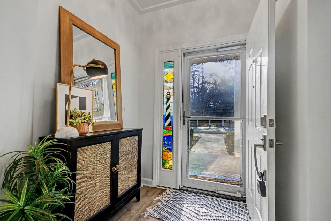 4515 Lighthouse Dr. Photo 4