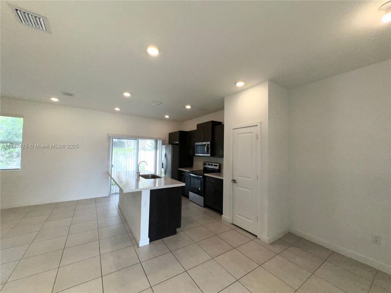 1848 SE 7 Ter, Unit 1848, Homestead, FL 33034 Photo