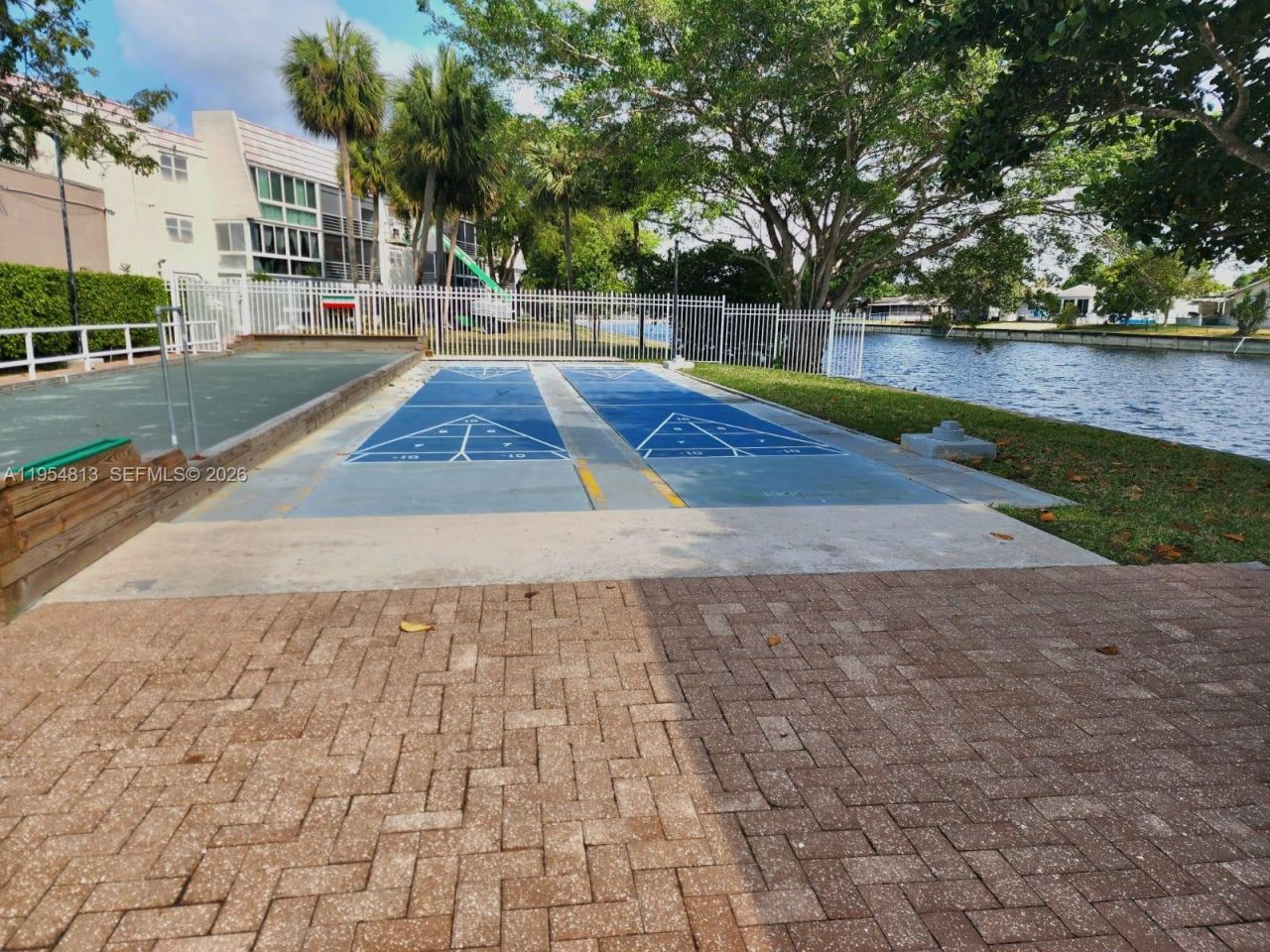 9101 Lime Bay Blvd, Unit 305, Tamarac, FL 33321 Photo