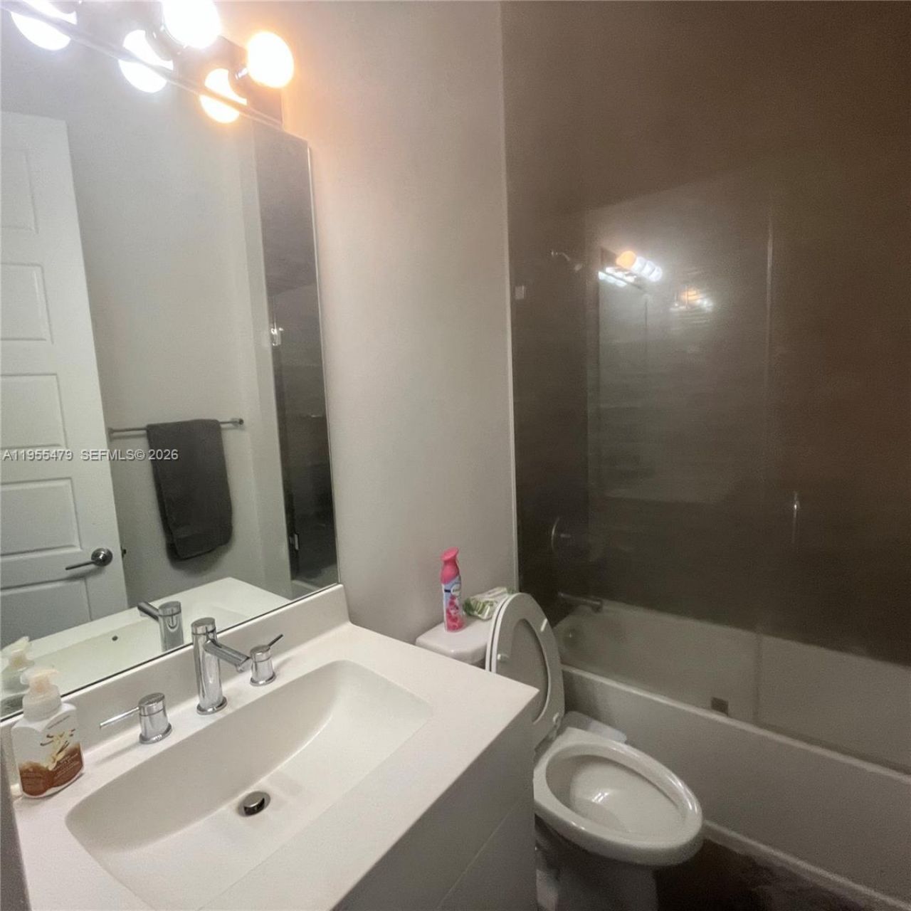 15062 SW 177th Ter, Miami, FL 33187 Photo