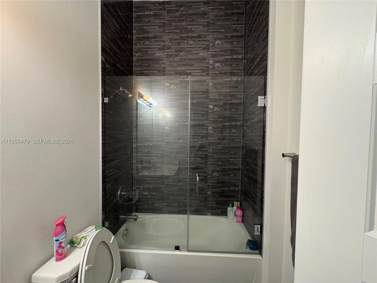 15062 SW 177th Ter, Miami, FL 33187 Photo