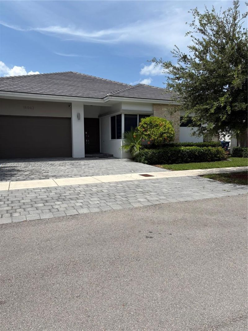 15062 SW 177th Ter, Miami, FL 33187 Photo