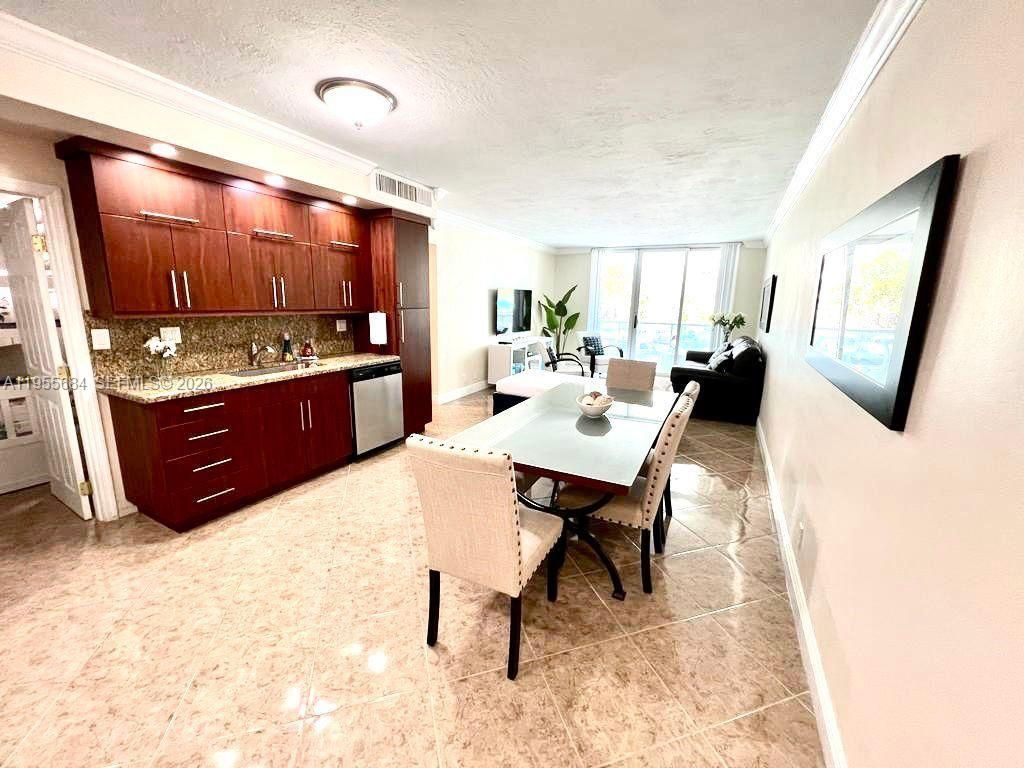 3801 S Ocean Dr, Unit 2C, Hollywood, FL 33019 Photo
