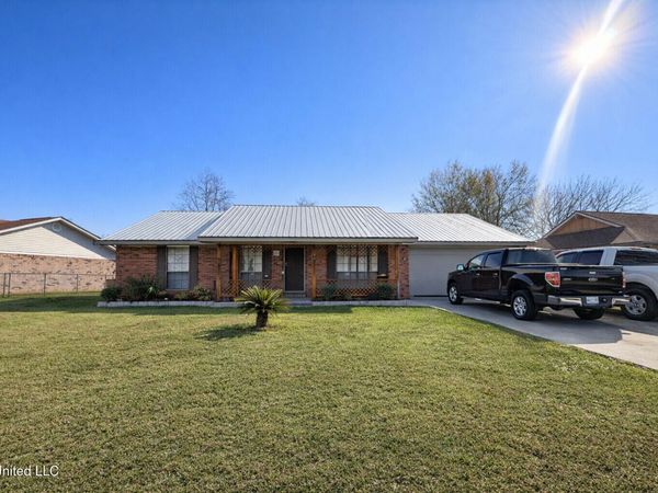 873 Carolee Circle, Biloxi, MS 39532