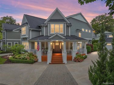 323 Terry Avenue, Rochester, MI 48307