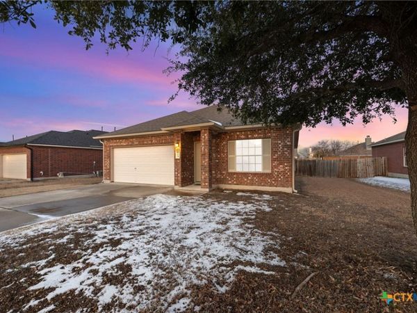 804 Estancia Way, Leander, TX 78641