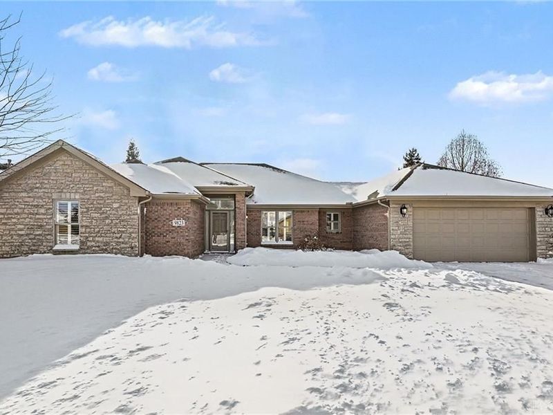 9823 Scotch Pine Drive, Springboro, OH 45066 Photo 2