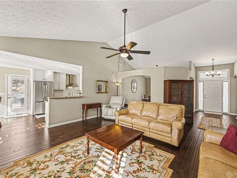 9823 Scotch Pine Drive, Springboro, OH 45066 Photo 27