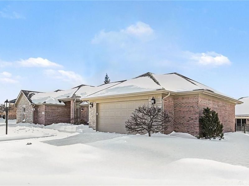 9823 Scotch Pine Drive, Springboro, OH 45066 Photo 3