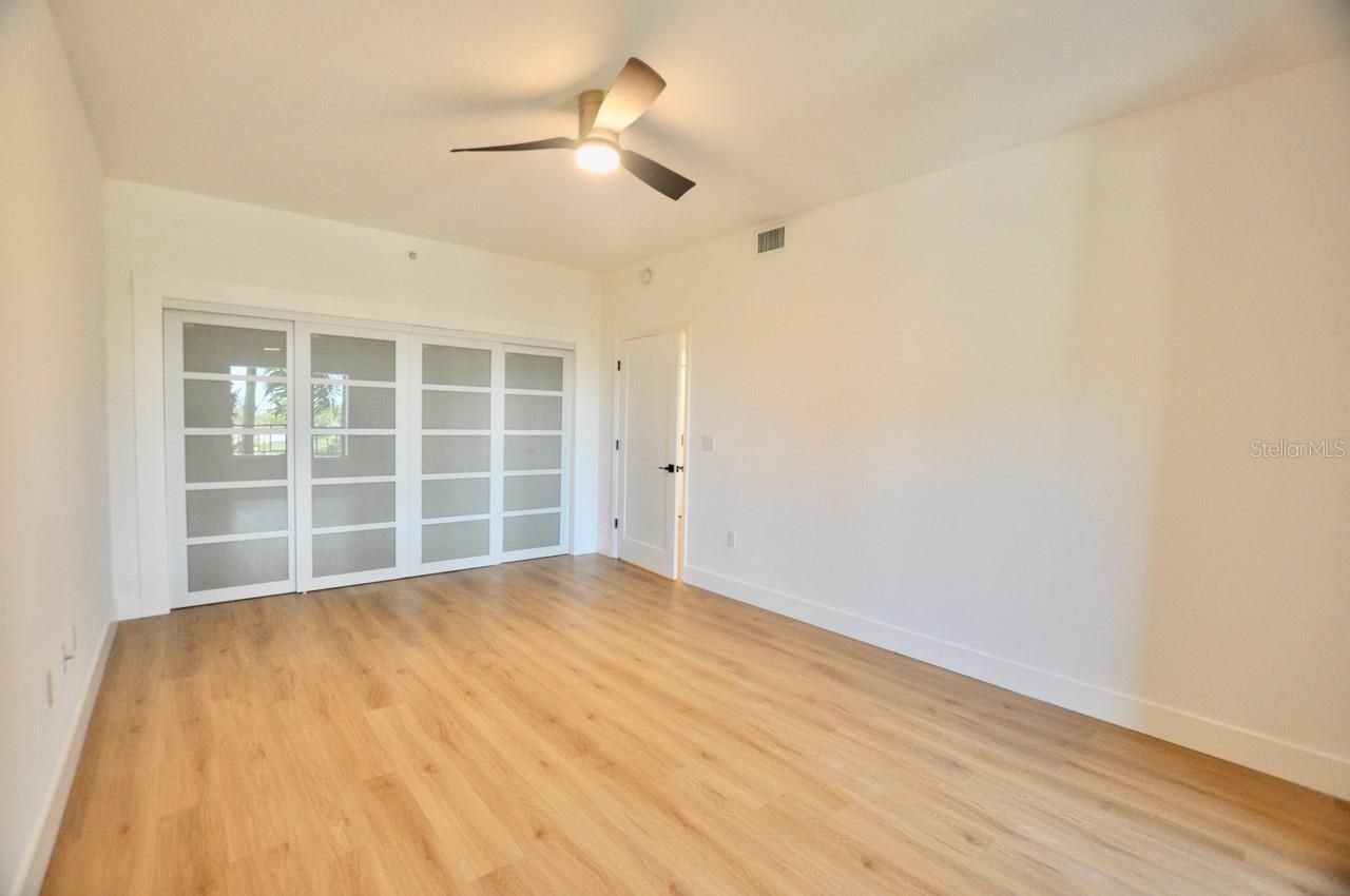 750 N Tamiami Trail, Unit 307, Sarasota, FL 34236 Photo