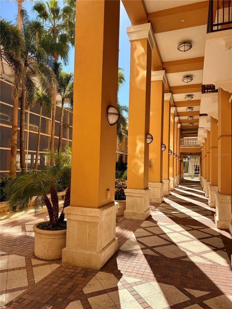 750 N Tamiami Trail, Unit 307, Sarasota, FL 34236 Photo