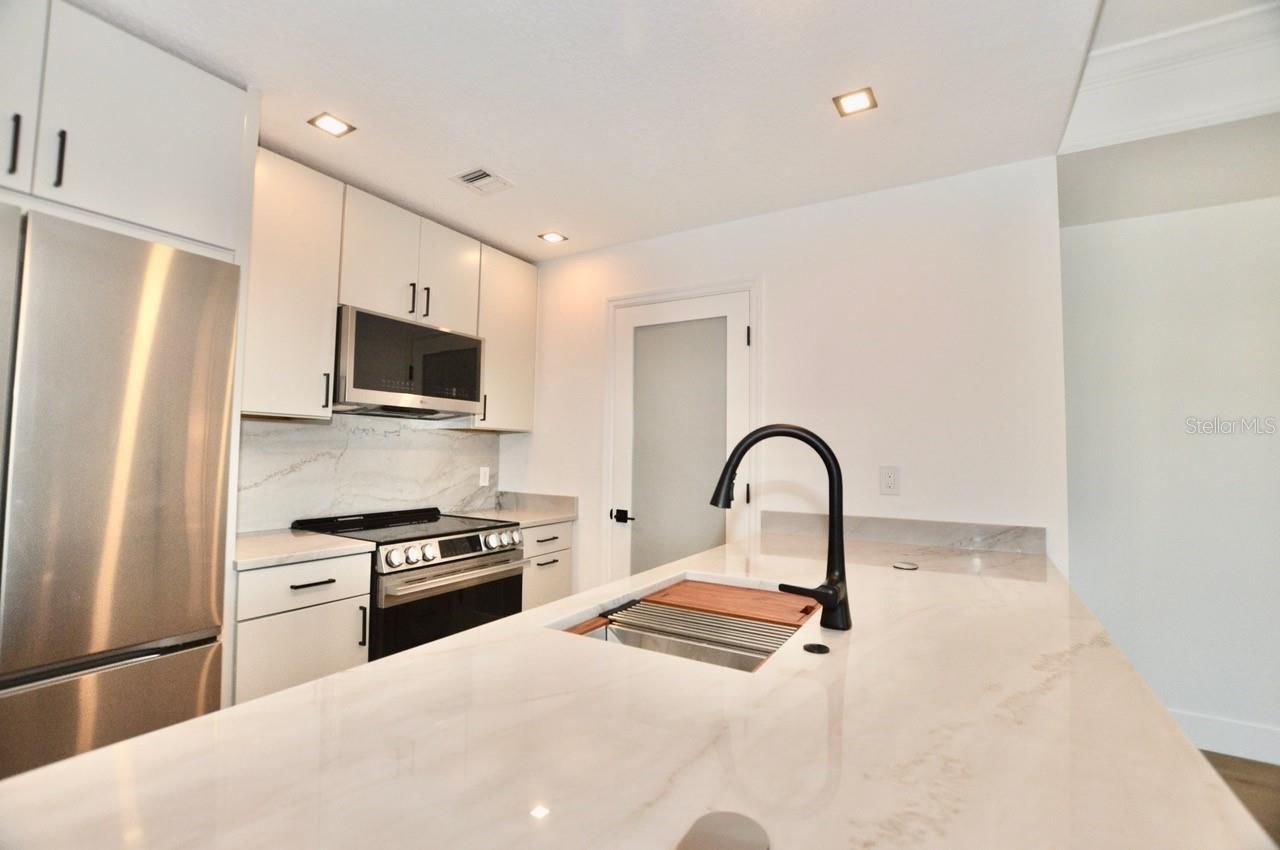 750 N Tamiami Trail, Unit 307, Sarasota, FL 34236 Photo