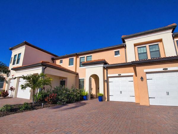 10042 CROOKED CREEK DRIVE, Unit 102, VENICE, FL 34293