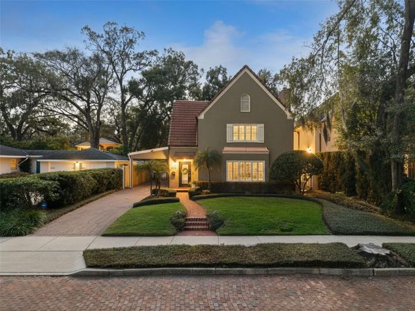 910 ALAMEDA STREET, ORLANDO, FL 32804