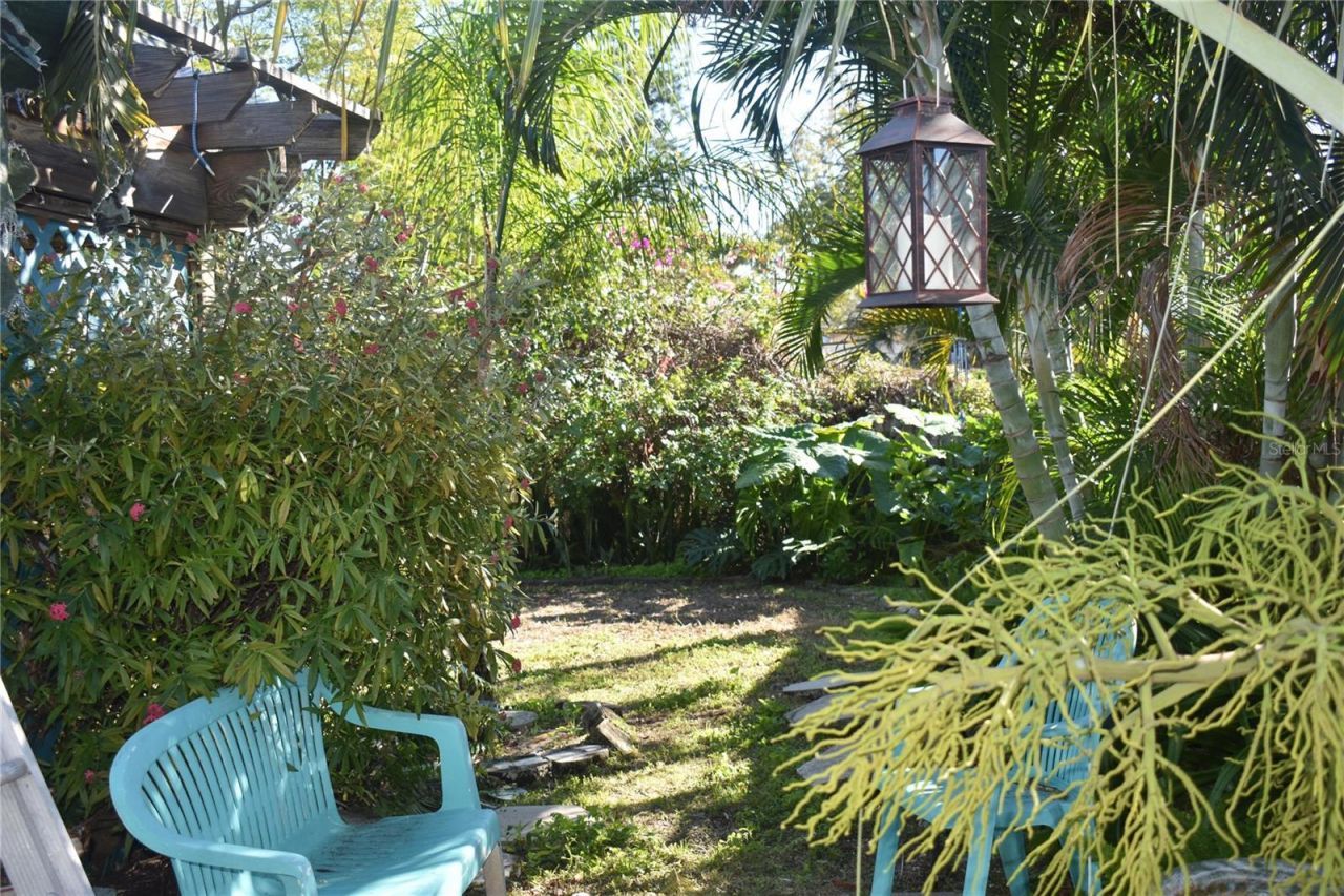 348 Lewis Boulevard Se, Saint Petersburg, FL 33705 Photo