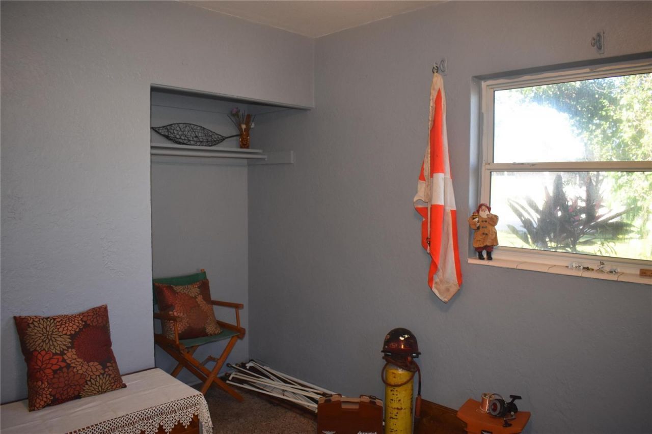 348 Lewis Boulevard Se, Saint Petersburg, FL 33705 Photo