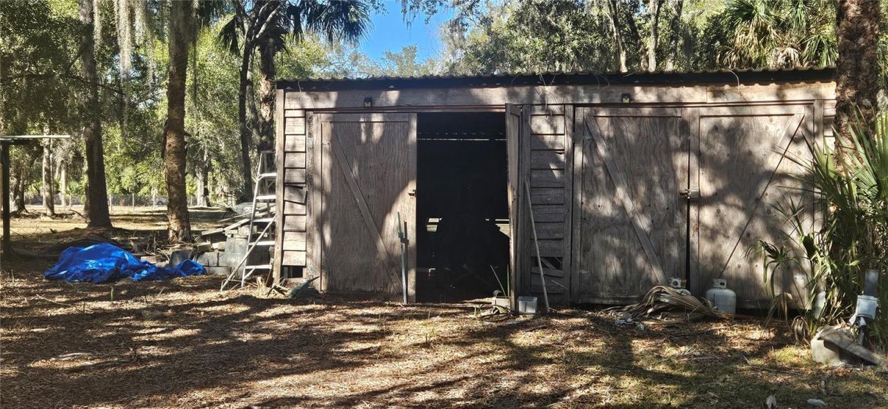 11159 N Clamdigger Terrace, Inglis, FL 34449 Photo