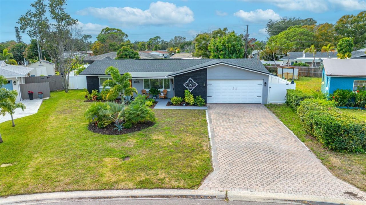 6377 15th Street S, Saint Petersburg, FL 33705 Photo